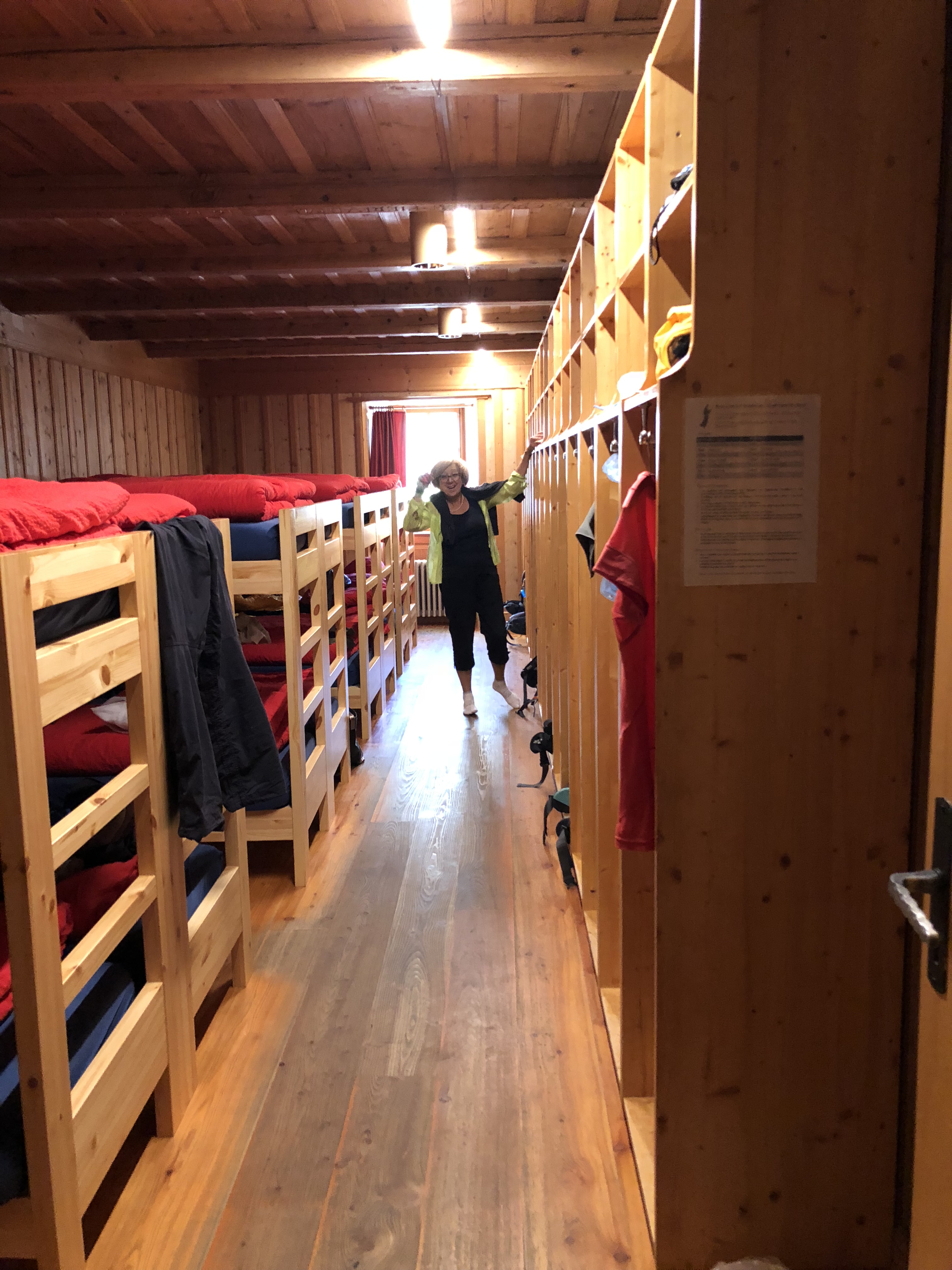 2496ACE8-1142-486C-9A80-F7DA3D876076