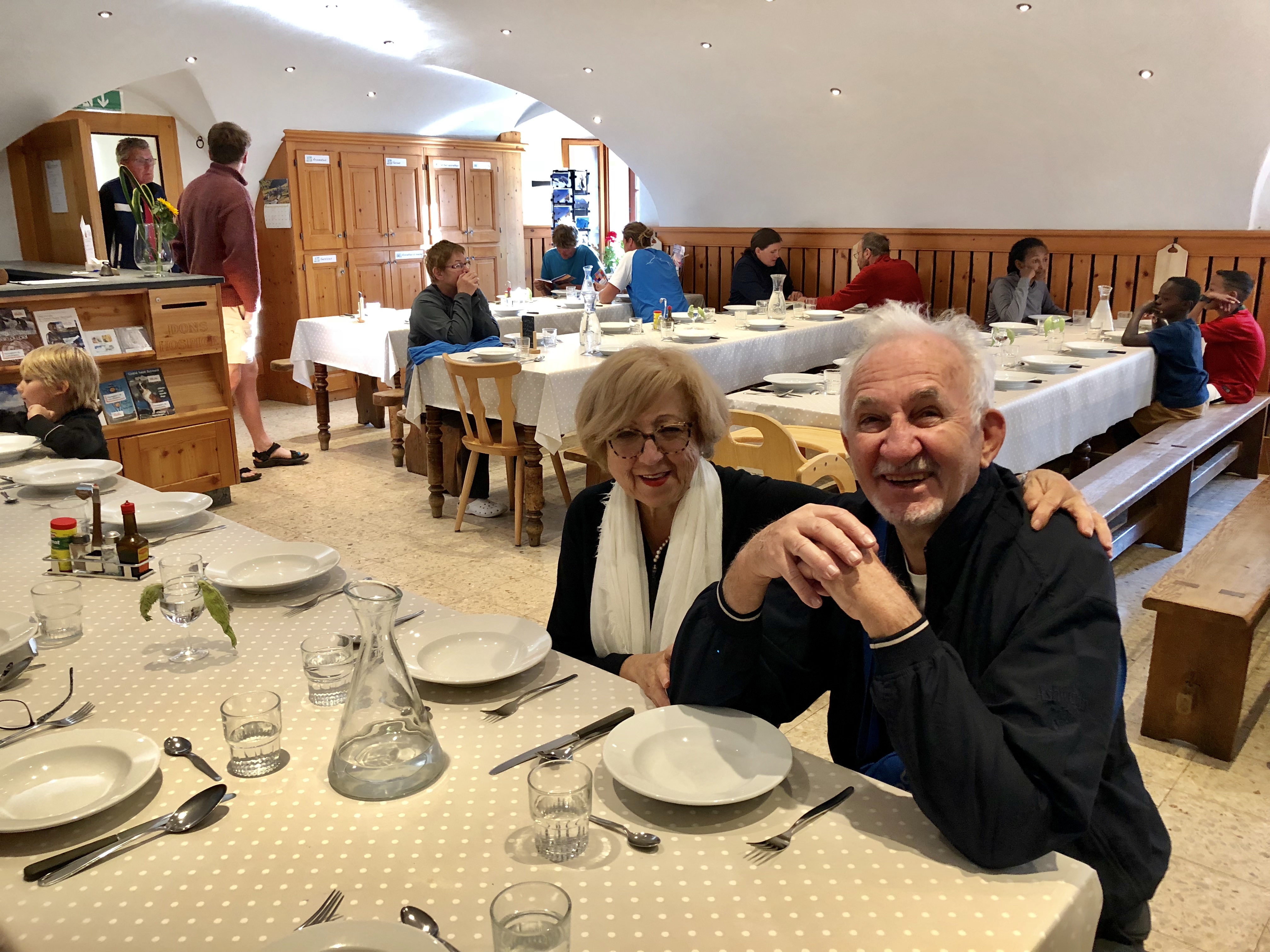 95441B33-5D5F-4167-96CD-5B7AB3DA75DE