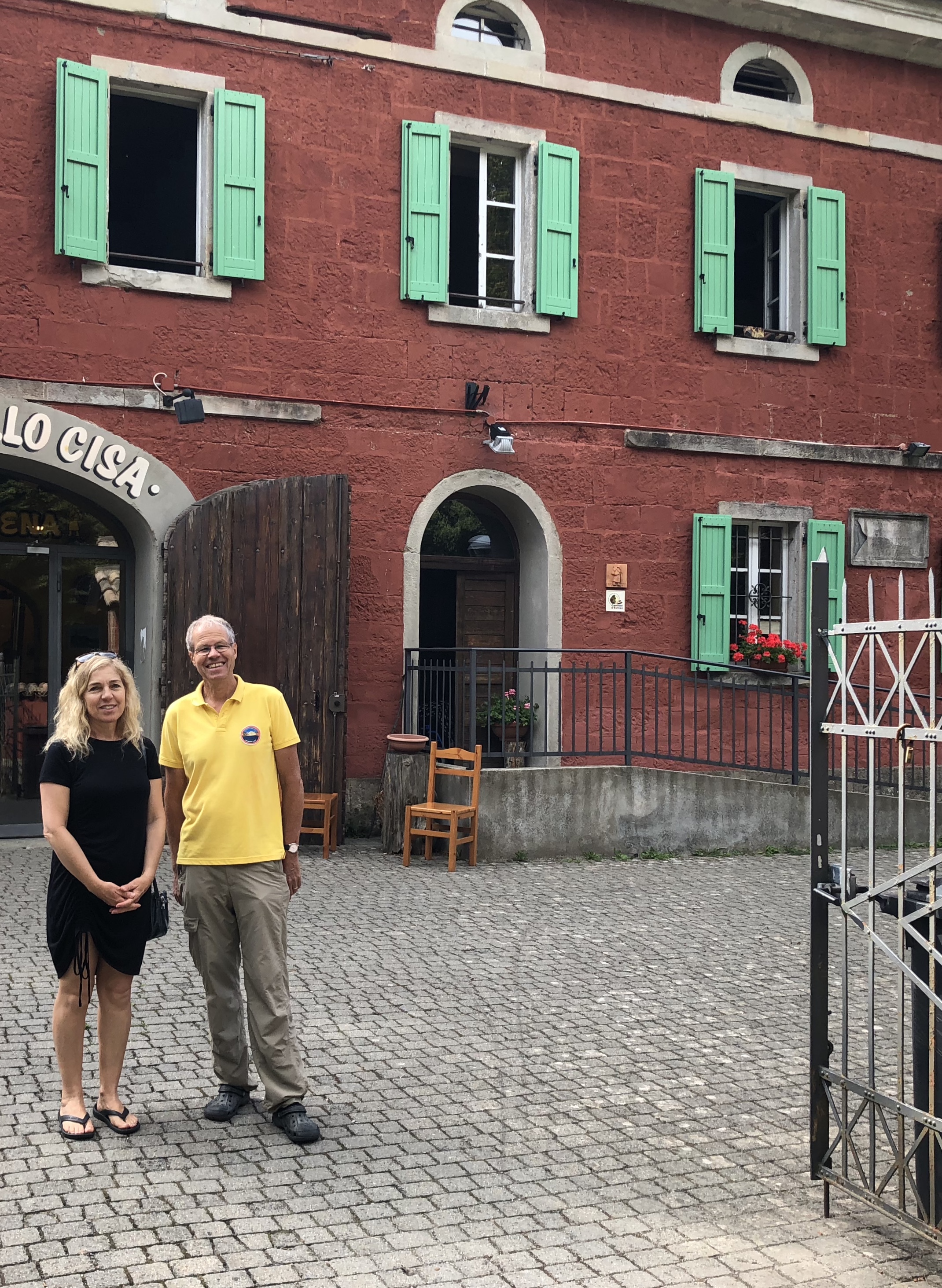 1C0CD7A4-FB5F-49DC-9D81-B412A657017B