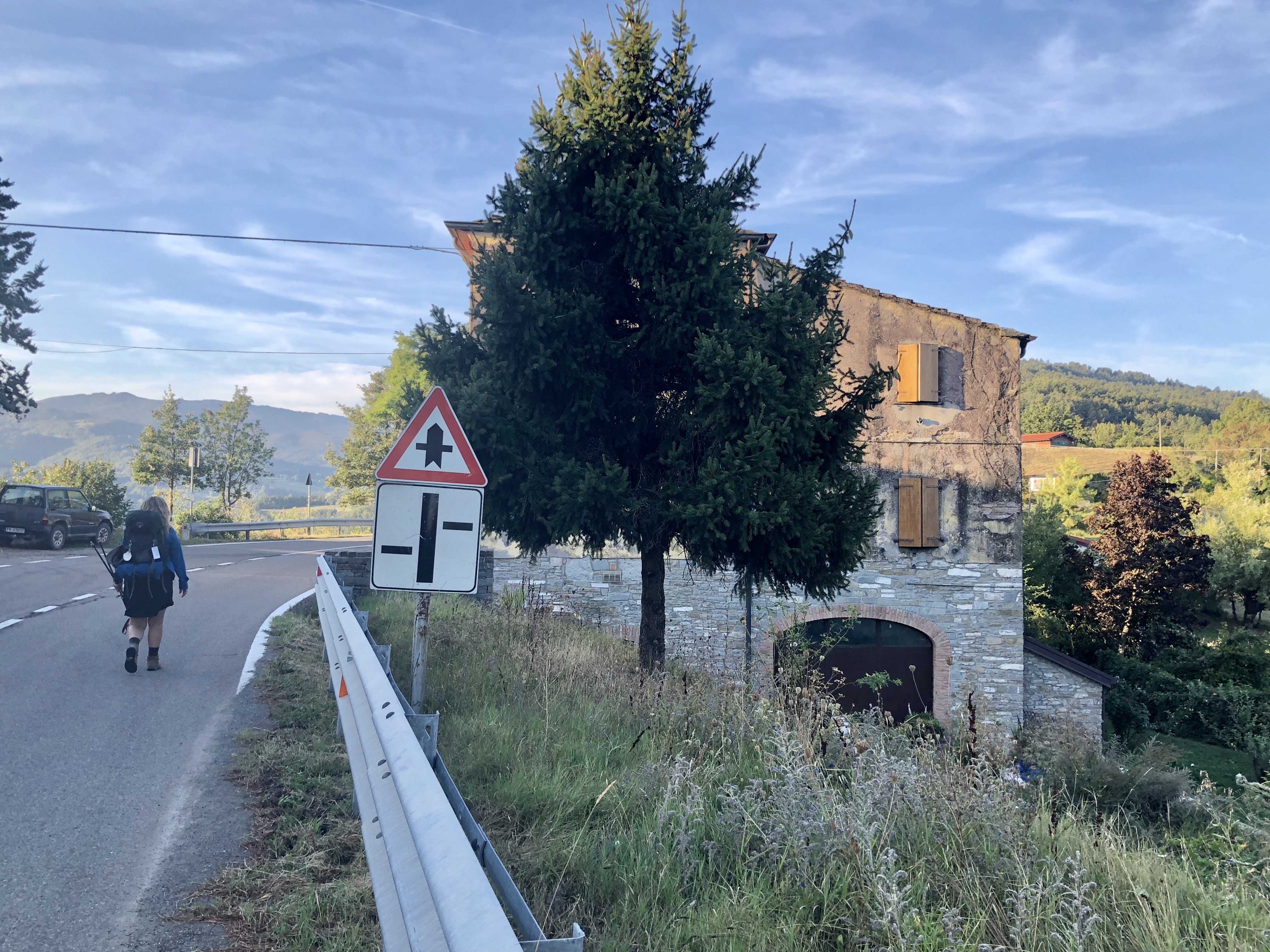 21964943-3749-44D8-B54F-72653FAD2DE4