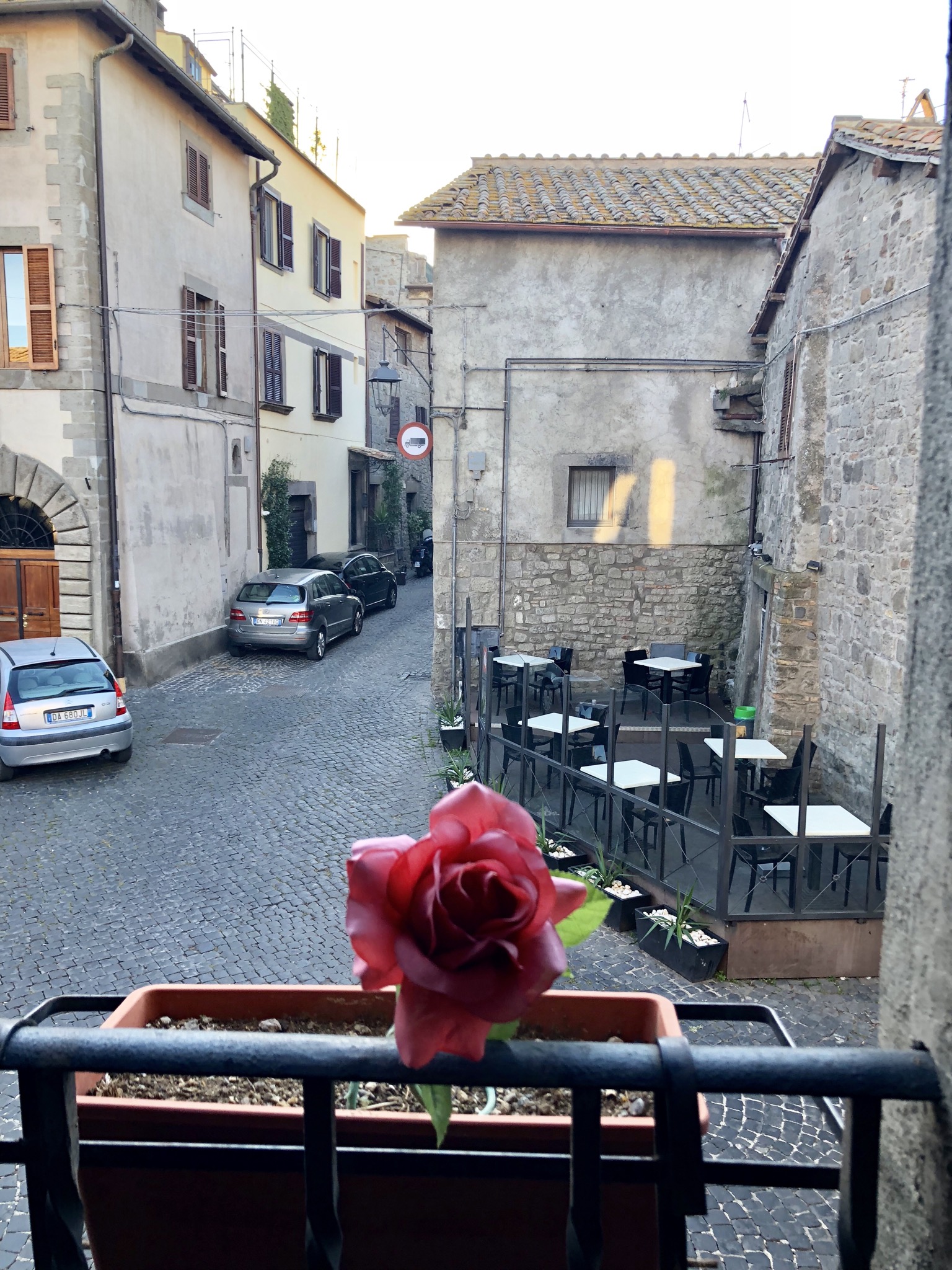 2435B6D9-4376-4B46-8B65-6539781A15E9