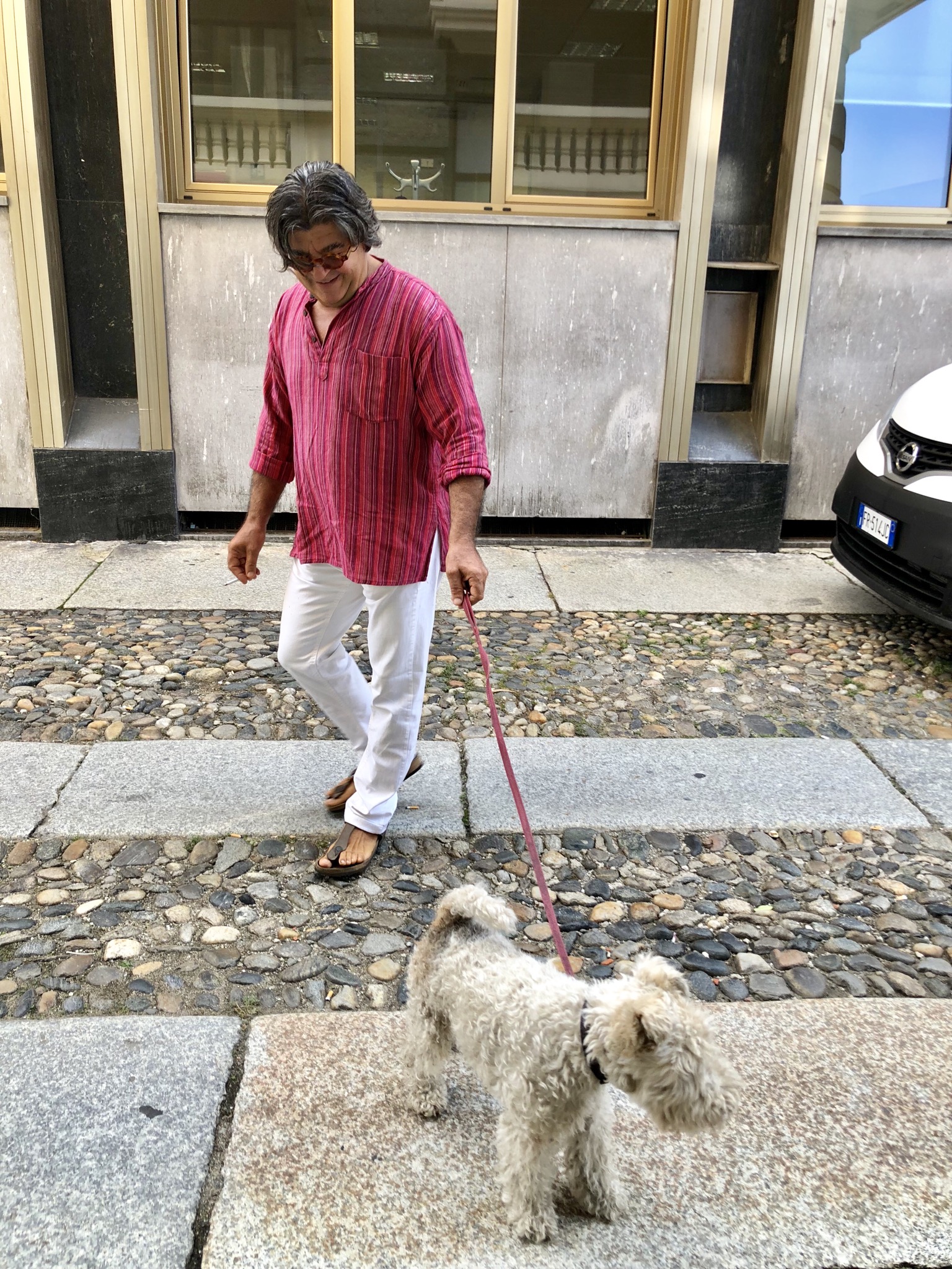 5710F793-5EAC-46F1-9076-24EAF4385E83