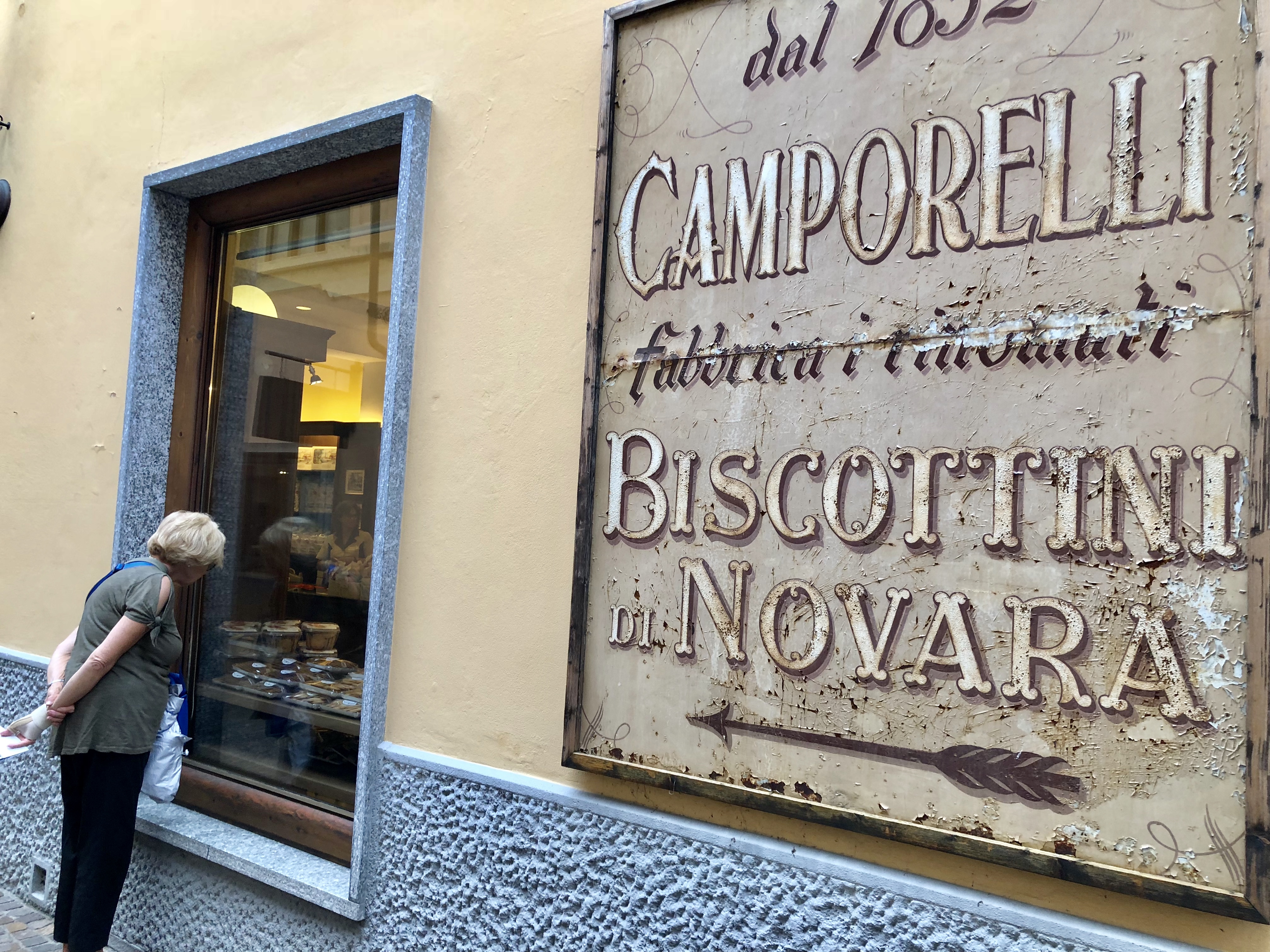 AC5574DA-73C6-4769-B9AD-3CE98B7E3ADF