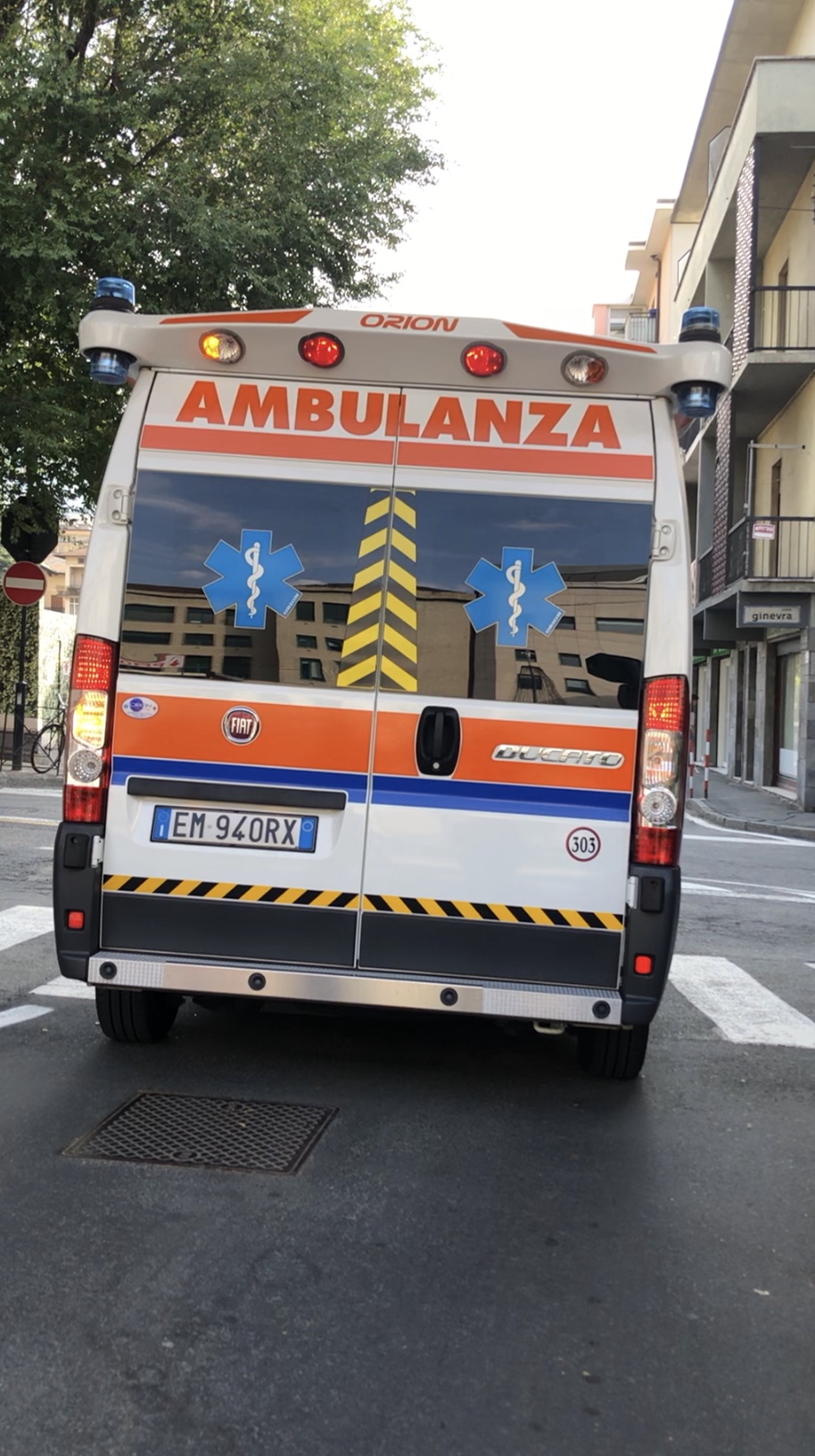 BAD360F6-B1CB-40D3-8C32-64C704FBE6AE