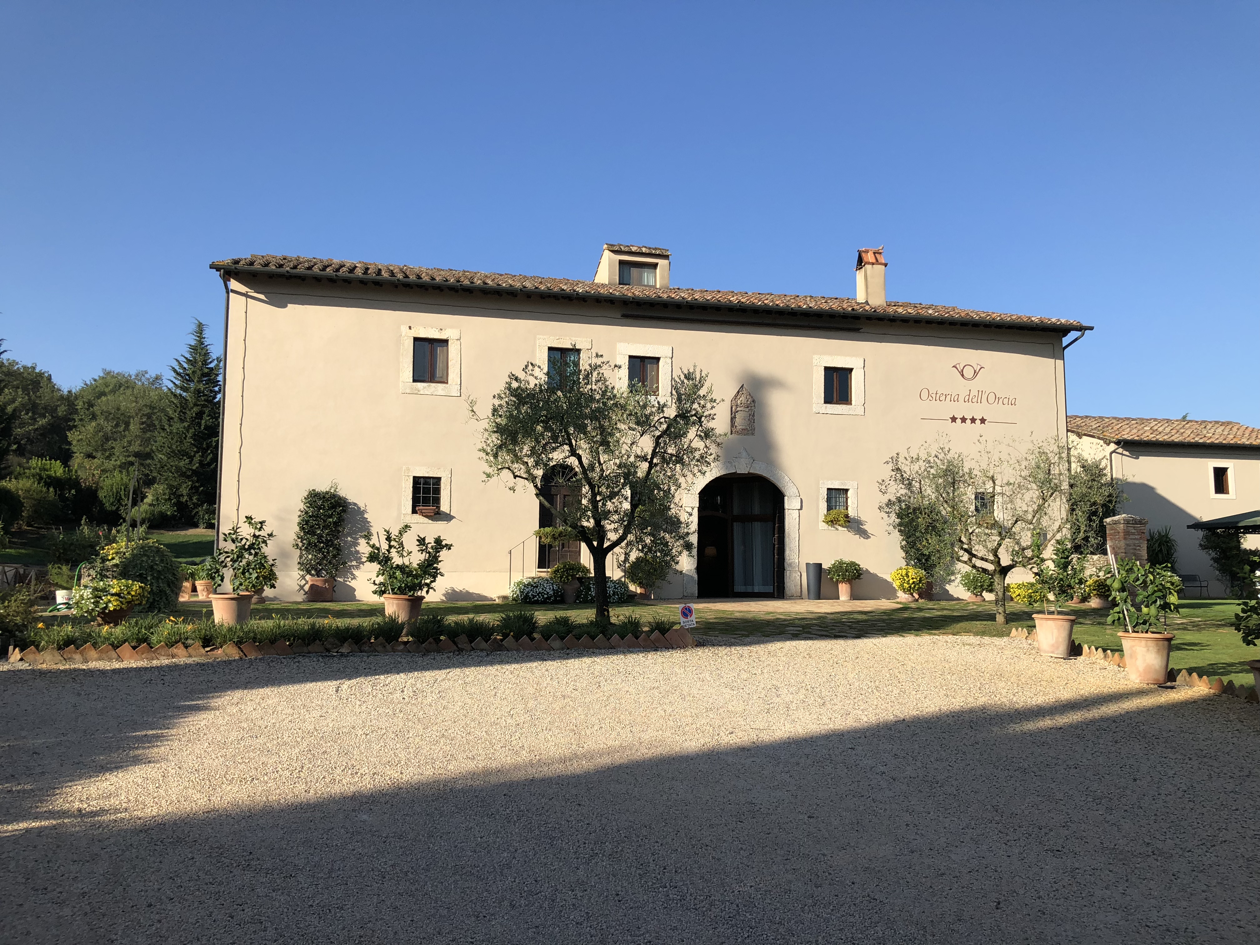 DB102312-48A9-4658-B37C-222842983E2D